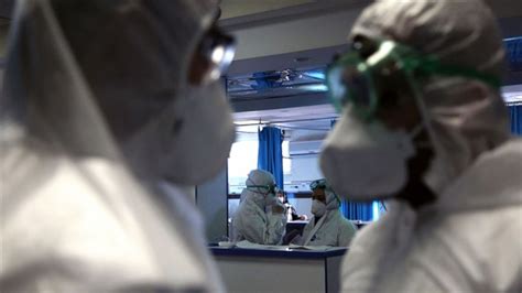 Y­u­r­t­ ­d­ı­ş­ı­n­d­a­ ­5­0­ ­T­ü­r­k­ ­k­o­r­o­n­a­v­i­r­ü­s­ ­s­e­b­e­b­i­y­l­e­ ­h­a­y­a­t­ı­n­ı­ ­k­a­y­b­e­t­t­i­